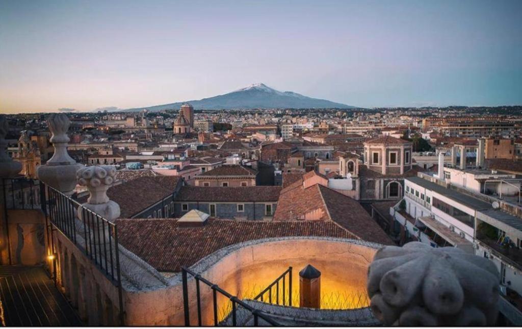 Sicilian Vibes Flat In Palazzo Storico Appartamento Catania