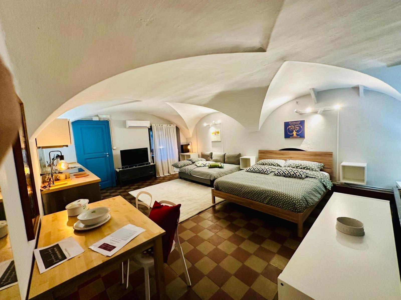 Sicilian Vibes Flat In Palazzo Storico Apartment *